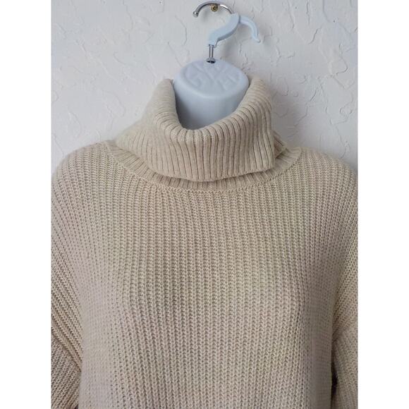 Candance Cameron Bure Turtleneck Sweater Women Small Neutral Beige Cable Knit - Picture 3 of 10